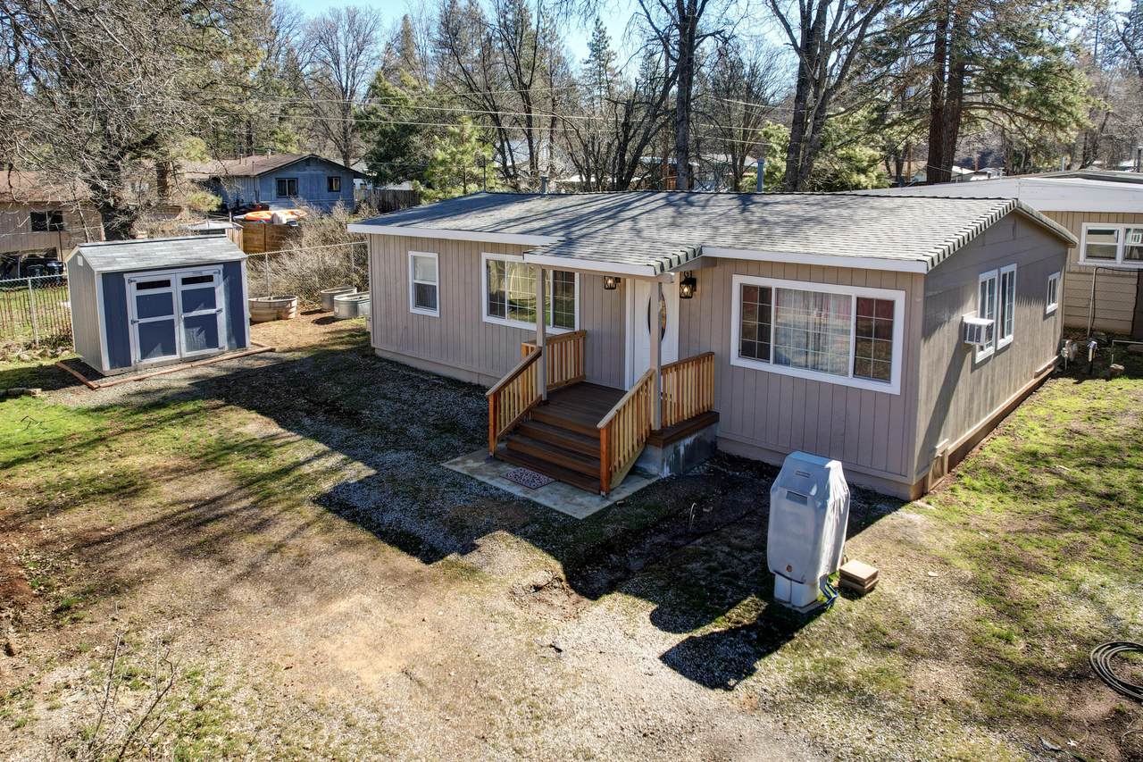 21649 Garden Lane - Photo 1