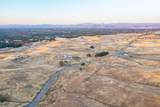 000 Eastridge Dr - Photo 2