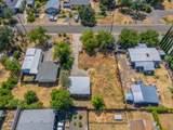 1113 Ona Ln - Photo 12