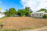 1038 Oak St - Photo 6