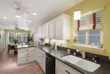 4890 Huntington Drive - Photo 9