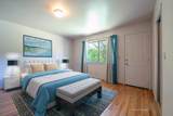 19943 Berghus Way - Photo 15