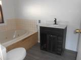 1090 Crooked Oak Lane - Photo 15