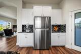 1005 Albion Avenue - Photo 16