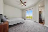 1005 Albion Avenue - Photo 18