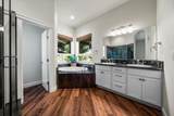 1005 Albion Avenue - Photo 20