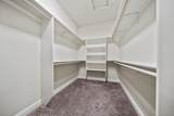 1005 Albion Avenue - Photo 24