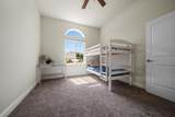 1005 Albion Avenue - Photo 25