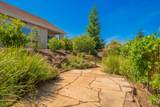 1005 Albion Avenue - Photo 35