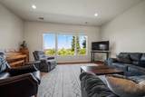 1005 Albion Avenue - Photo 8