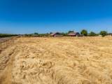 22709 Rodeo Avenue - Photo 72