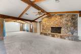 22709 Rodeo Avenue - Photo 8