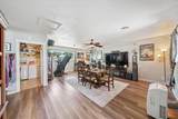 2912 Squire Avenue - Photo 9