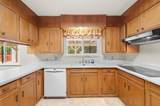 910 Hallmark Drive - Photo 7