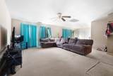 1434 Hemlock Avenue - Photo 2
