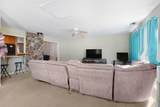 1434 Hemlock Avenue - Photo 4