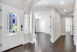 620 Valleybrook Drive - Photo 3