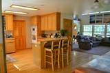 552-395 Roberts Drive - Photo 20