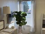 2460 Athens Avenue - Photo 44