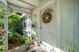 1568 Victor Avenue - Photo 4