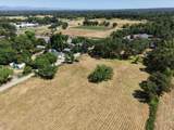 2660 Bonnyview Road - Photo 11