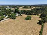 2660 Bonnyview Road - Photo 13