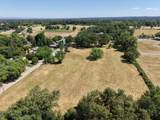 2660 Bonnyview Road - Photo 2