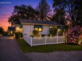 1821 Grand Coulee Boulevard - Photo 1