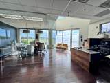 1011 Parkview Avenue - Photo 2