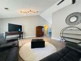 8957 Knobhill Circle - Photo 11