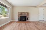 6555 Oak Street - Photo 8