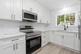 2745 Oak Street - Photo 10