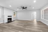 2745 Oak Street - Photo 6