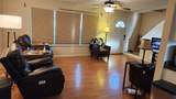 2786 Oak Street - Photo 3