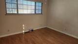 2786 Oak Street - Photo 7