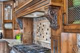 9135 Grand Manor Drive - Photo 16