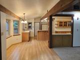 380 Lakeview Drive - Photo 7