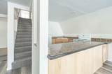 687-995 Redwood Way - Photo 3