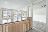 687-995 Redwood Way - Photo 4