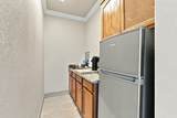 833 Mistletoe Lane - Photo 18