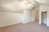 1435 Riverside Drive - Photo 22
