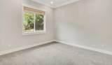 2878 Buckingham Drive - Photo 38