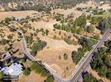  Sunny Oaks Lane - Photo 2