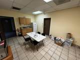 3070 Crossroads Drive - Photo 18