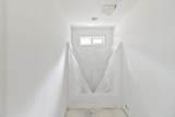 735 Shasta Park Drive - Photo 14