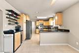 2814 Oakview Drive - Photo 3