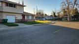 2786 Oak Street - Photo 16