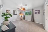 2912 Squire Avenue - Photo 9