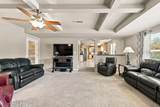 2814 Oakview Drive - Photo 10