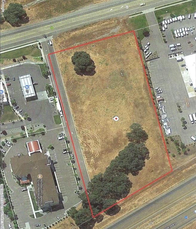 2850 Main St - Photo 1